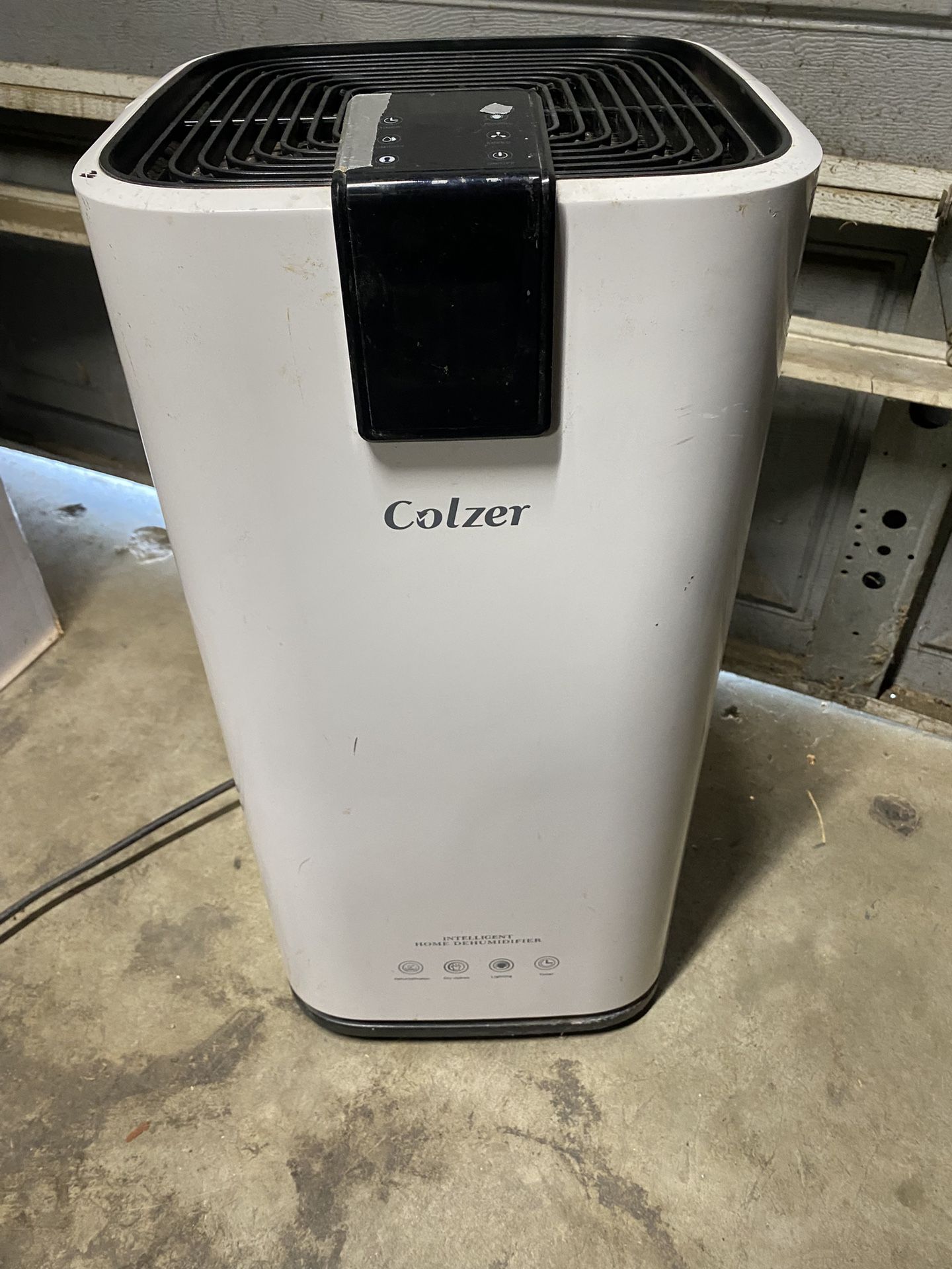 Colzer Dehumidifier 