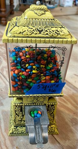 Antique Yellow Heavy Metal Candy Machine w/ Spoon Dispenser 5”w x 11”h