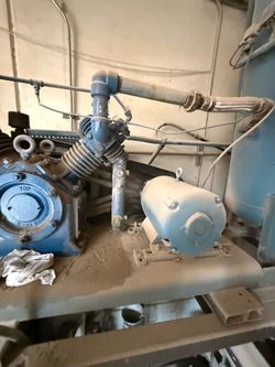 Gardner-Denver ADO 1003 Air Compressor