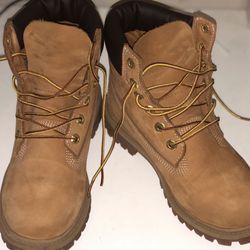 Timberland Boots Womens Size 6 Like New In Box