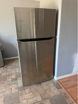 LG Full size fridge