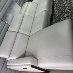 SECTIONAL GENUINE LEATHER RECLINER ELECTRIC WHITE COLOR.. Delivery Service Available ✅💥🚛🚚