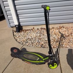 Razor E90 Electric Scooter