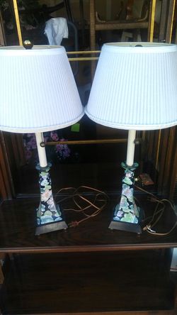 2 Beautiful Bedroom Lamps