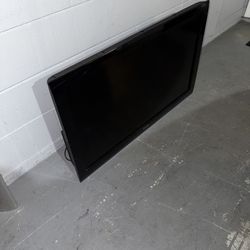TV 40 Inch Toshiba (No Remote)