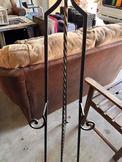 Wrought Iron Floor Easel Stand