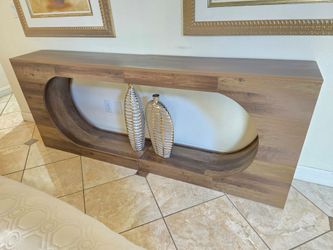 Brand new entryway / sofa / hallway table