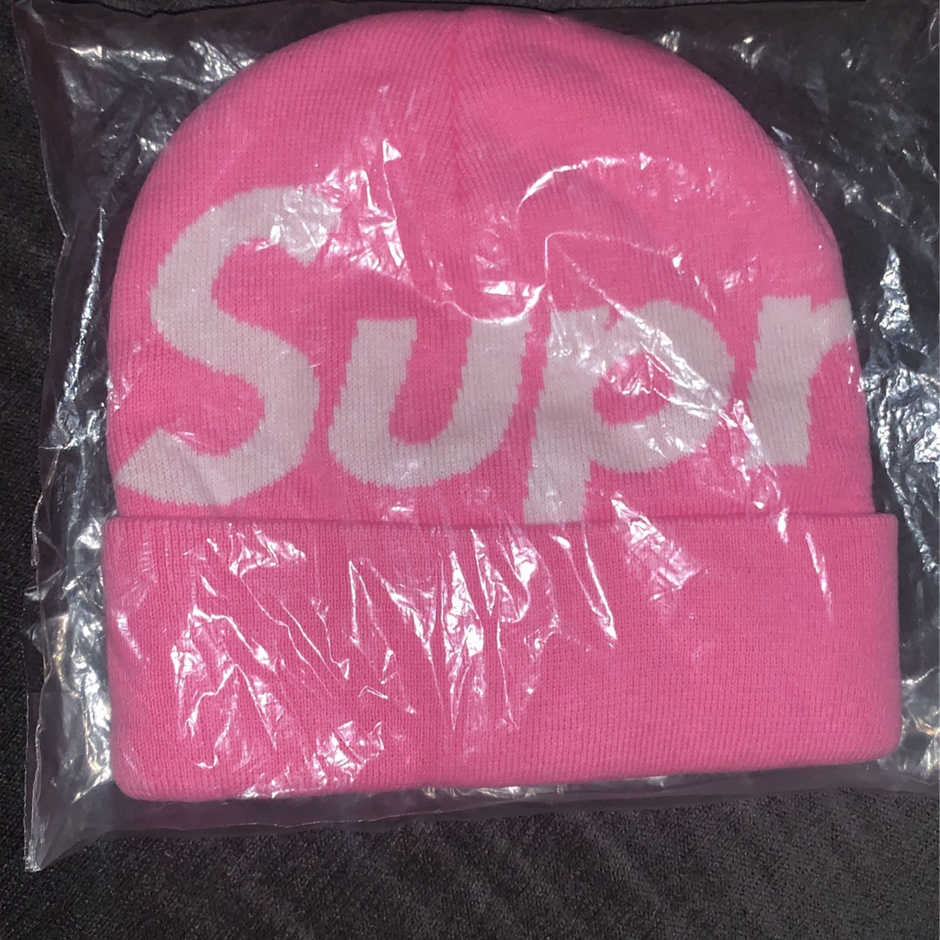 Supreme Big Logo Beanie