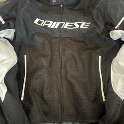 Dainese Air frame D1