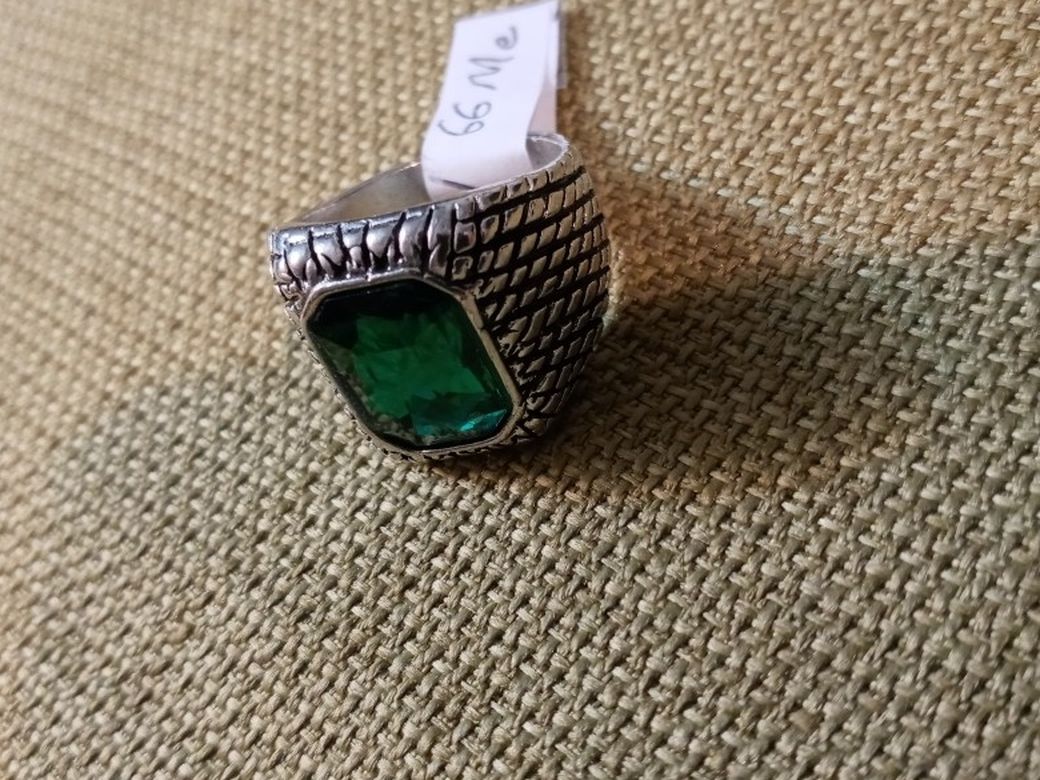 New middle eastern ring(size 11.5 )