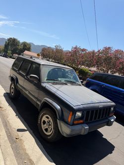2000 Jeep Cherokee