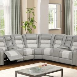 Jordon1 Reclining Sectional 