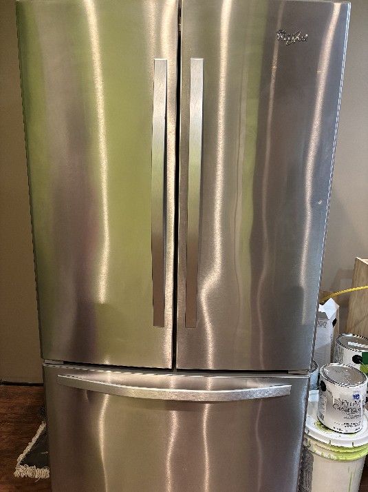 Reliable Whirlpool Refrigerator for Sale!