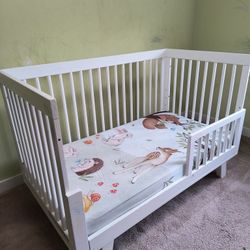 Convertable Crib with mattress.