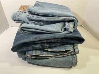 Lot Of 4 - Jeans Men’s Sizes 36x32 Wrangler(2), Izod, Attitude