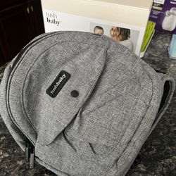 Tushbaby Ergonomic Hip Seat Carrier- for Babies and Toddlers 0-3yrs, Safety Approved, Structured Support, Convenient Pockets, Feeding Aid