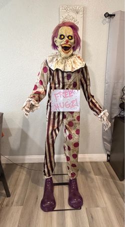 Hugz the clown $270