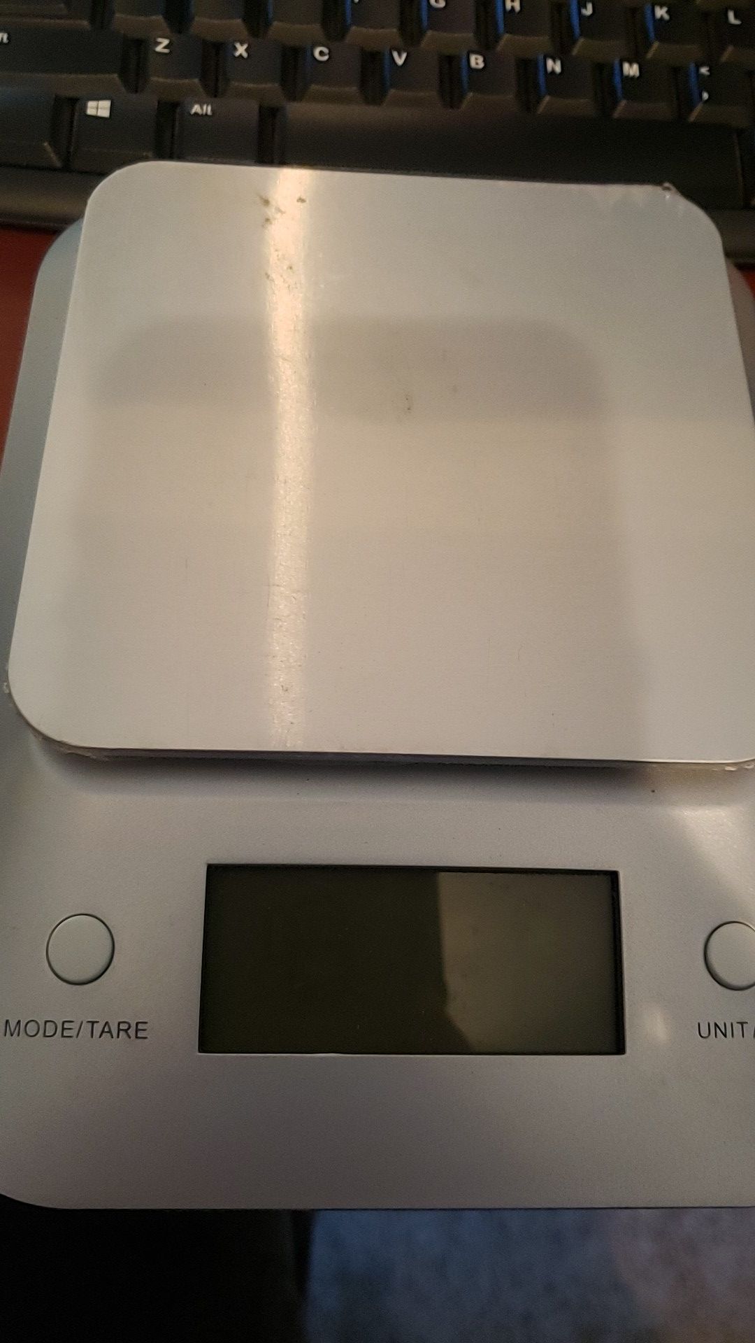 Electric kitchen scale