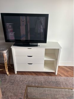White Wayfair 3-Drawer Dresser / TV Stand with Shelves