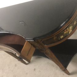 48”wx16”dx33”h Special good condition, side table