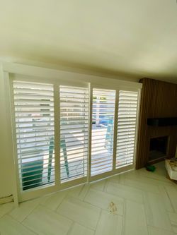Plantation Shutters- FREE ESTIMATES & SAME DAY PRICING, Custom, Real Wood, Window Shutters, Treatments, Coverings. Persianas de Madera.