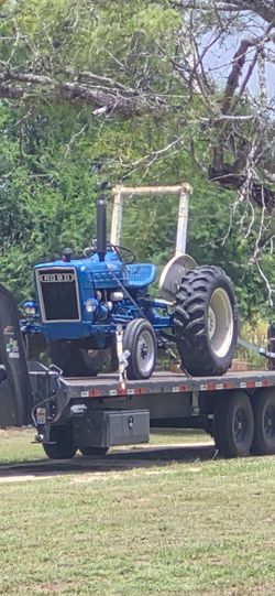 FORD 3000 Tractor