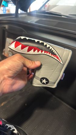 CMC designs limited edition bomber putter cover
