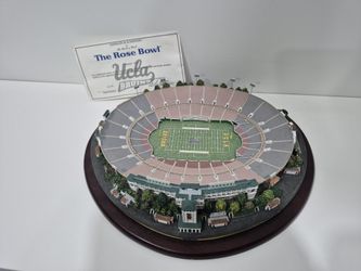Danbury Mint The Rose Bowl UCLA Bruins Stadium Miniature Replica NCAA Model COA
