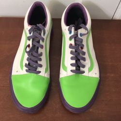 Vans toy storyDisney pixar  Buzz light year old skool sneaker Size 10.5