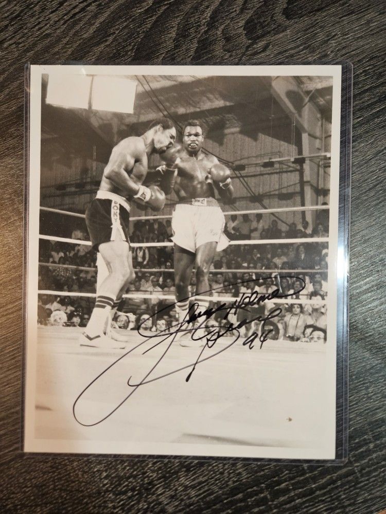 Signed Larry Holmes 8x10 Boxing Photo Autograph Photo Auto