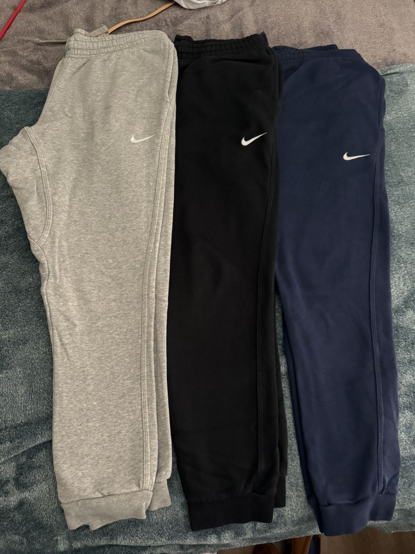 Nike Sweat Pants Joggers Size Large 3 Pairs