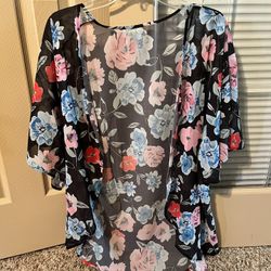 Women’s Floral Kimono