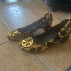 Tory Burch - New!!! Sz6 Shoes And S  Shirt -3 Piece Deal!!!