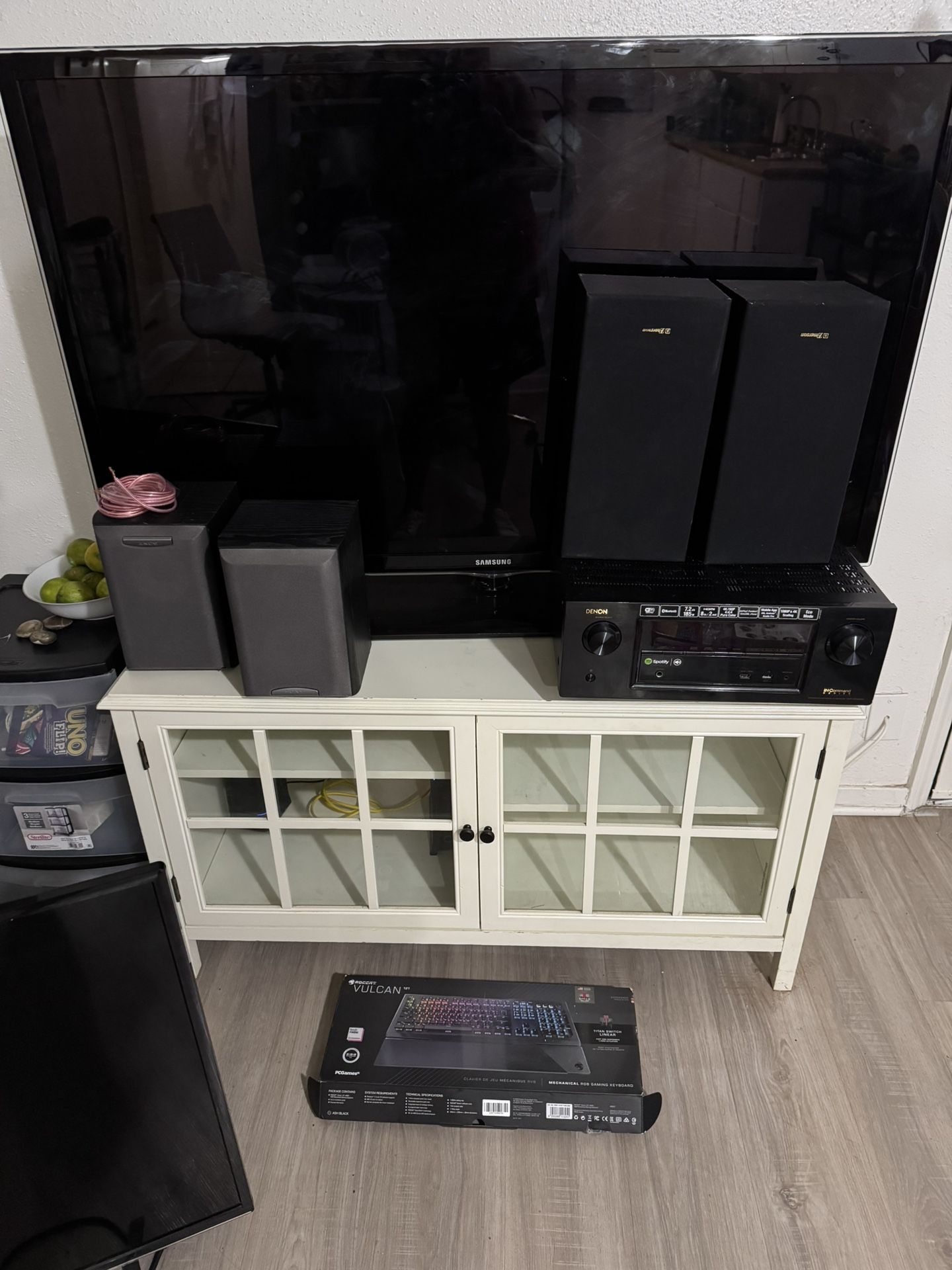 Samsung Tv Amplifier 4 Speaker And Coffee Table Combo