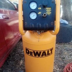 Dewalt Compressor 