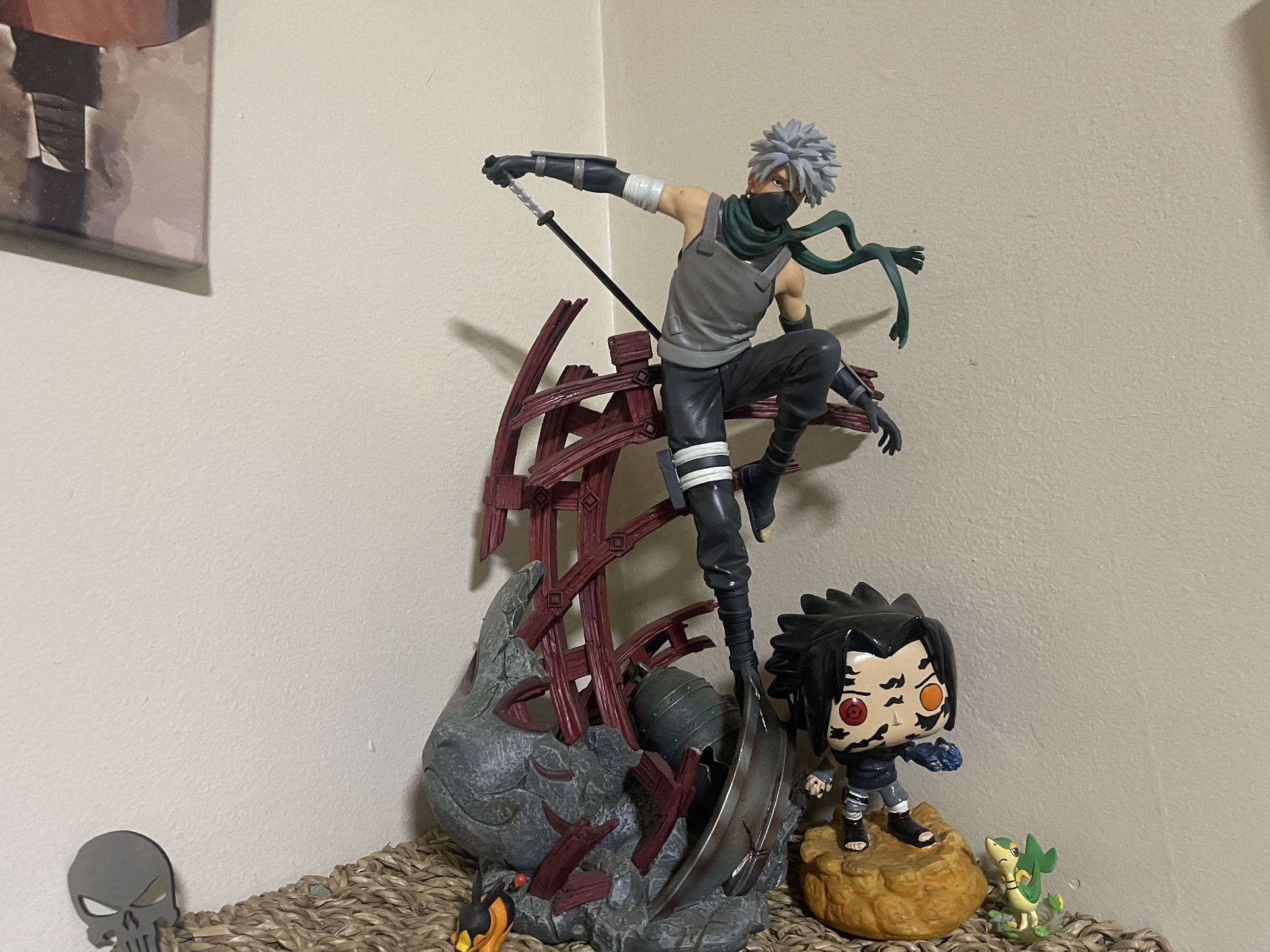 Naruto Statue