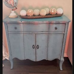 Accent Table 