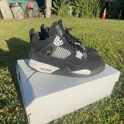 Jordan white thunder 4s