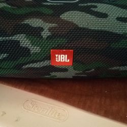 JBL Charge 4 Bluetooth Speaker 