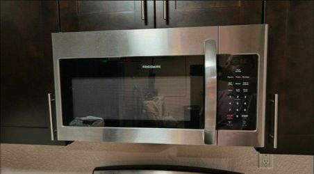 Microwave - Over stove - Frigidaire