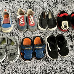 Boys Shoes/ Skecher Sandals 