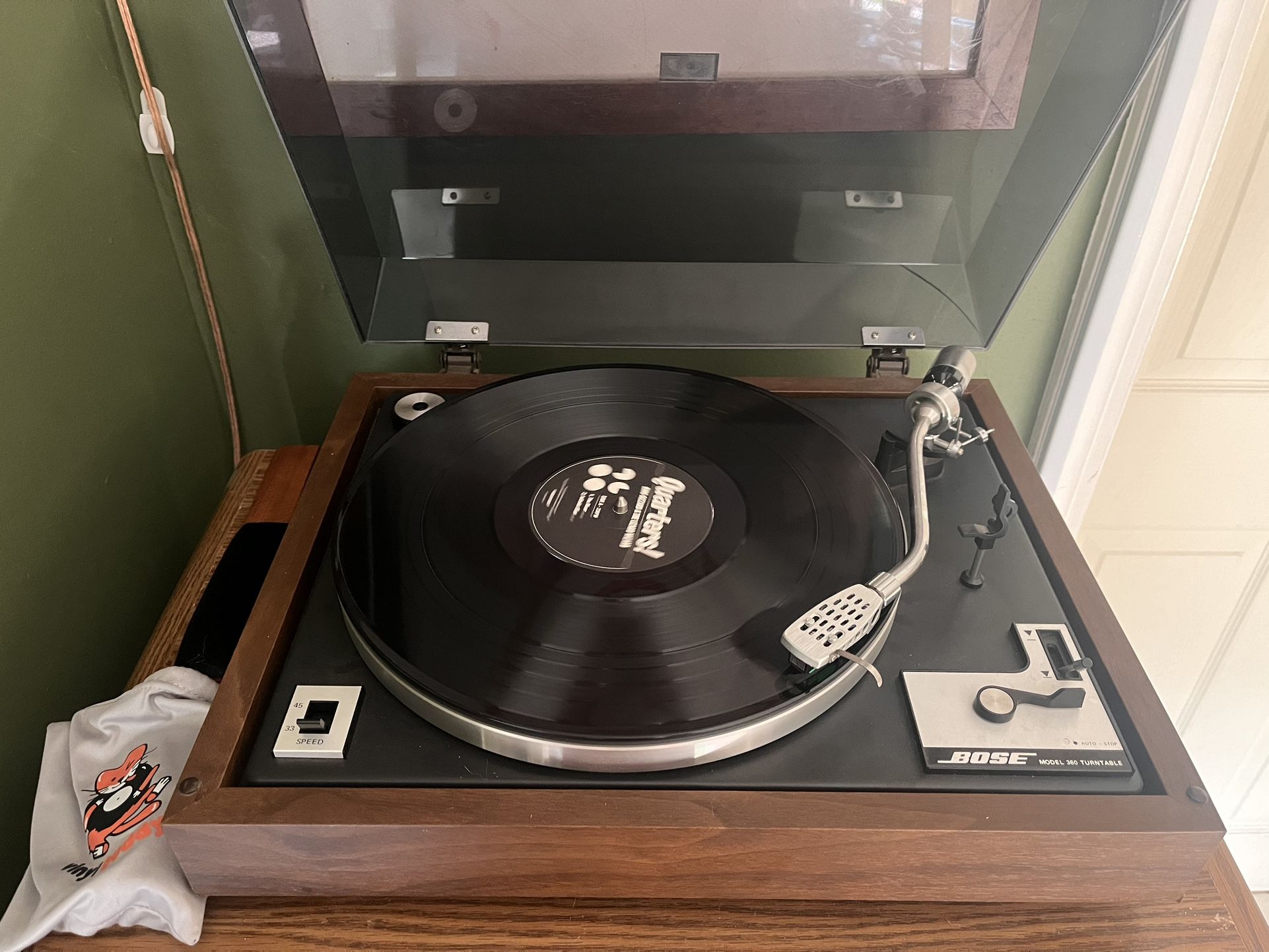 Bose 360 Turntable