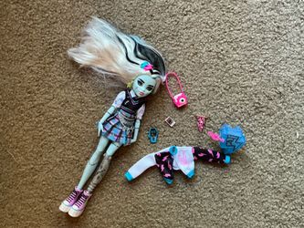 Monster High Frankie Stein G3 Doll w/ Accessories