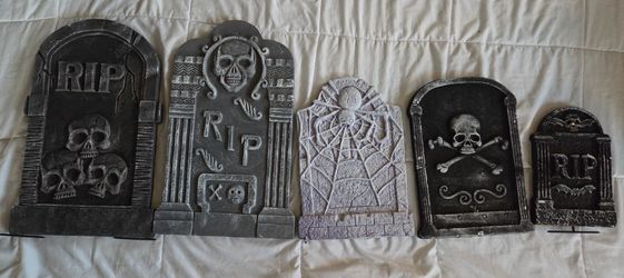 Halloween Decorations, (5) Stryofoam headstones, RIP, Skeletons, Skulls, 11" - 21"