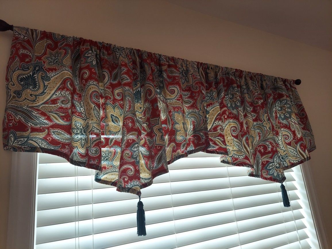 Two window valances