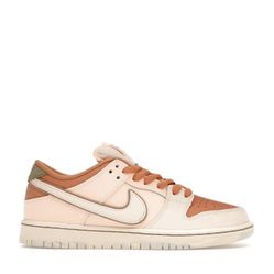 Nike SB Dunk Trocadero