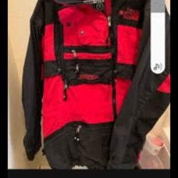 Medium North face steep tech Gore tex heavy duty jacket red/black