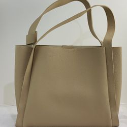 Light Tan Faux Leather Large Shoulder Handbag! In Great Condition