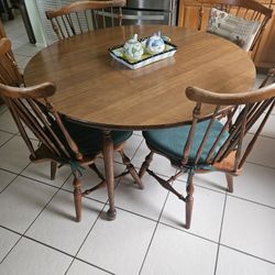 Antique Ethan Allen Dining Table With Leaves and 4 Chairs
