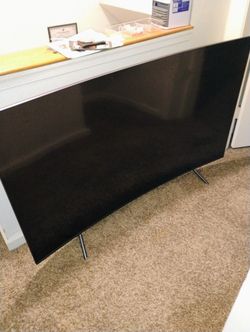 55' Inch Samsung Flat Round Screen TV
